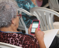 Procon-PR realiza pesquisa para saber qual a percepção dos consumidores sobre planos de telefonia celular