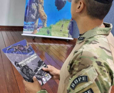 Polícia Militar do Paraná envia profissionais à Bahia para o I Simpósio de Operações Especiais e Atividade de Salto Livre Operacional