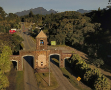 Paraná Pay já sorteou 16 mil prêmios em 2022; saiba onde usar os valores 