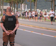 PM aborda 3 mil pessoas e encaminha mais de 100 nos primeiros dias de Carnaval no Litoral