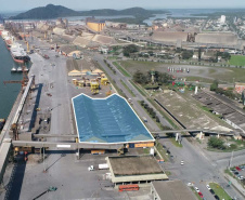 Porto de Paranaguá lança edital para leilão de área de carga geral