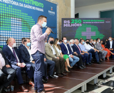 Investimento recorde na Saúde prevê mais de 300 obras e entrega de 744 veículos para municípios do Paraná