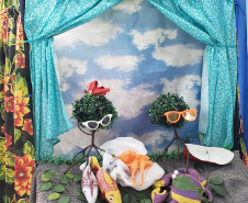 Portos do Paraná leva teatro sobre preservação de manguezais para comunidades ilhadas