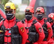 Bombeiros do Paraná concluem participação nas buscas por vítimas em Petrópolis