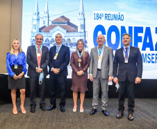Fazenda condecora novos profissionais com a Medalha do Mérito Fazendário