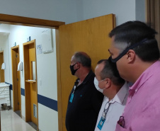  Secretário autoriza recursos e visita hospitais em Jandaia do Sul e Colorado