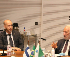 Paraná busca parceria com a Finlândia para modernizar educação