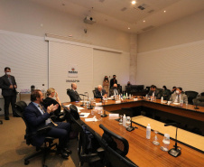 Paraná busca parceria com a Finlândia para modernizar educação