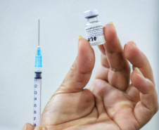 Segundo ano da pandemia no Paraná tem a marca registrada pela vacinação 