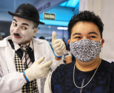 Segundo ano da pandemia no Paraná tem a marca registrada pela vacinação