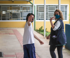Com atendimento especial, alunos com Down são incluídos na rede pública estadual