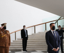 Investimento em infraestrutura paranaense é destaque em encontro do vice-governador com representantes da Suíça
