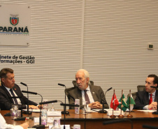 Investimento em infraestrutura paranaense é destaque em encontro do vice-governador com representantes da Suíça