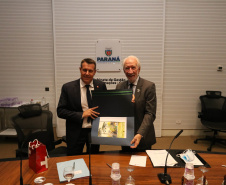 Investimento em infraestrutura paranaense é destaque em encontro do vice-governador com representantes da Suíça
