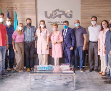 UEPG firma convênio para colaboração com Rede Feminina de Combate ao Câncer