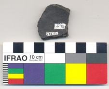 Pesquisa da UEL analisa peças arqueológicas de cerâmicas encontradas em senzalas