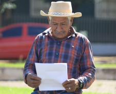 Famílias de Altamira do Paraná recebem primeiros documentos para regularização fundiária