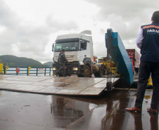 A Controladoria-Geral do Estado (CGE) adiantou para esta segunda-feira (28) a visita ao serviço de travessia da Baía de Guaratuba, no Litoral. O que motivou foi o acidente entre duas embarcações, ocorrido no domingo.