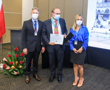 Fazenda condecora novos profissionais com a Medalha do Mérito Fazendário