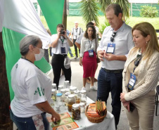 Superintendente da SETI debate inovação e programas acadêmicos na Expolondrina