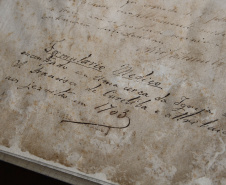Documento jesuíta raro é exposto no MUPA pela primeira vez no Paraná