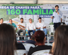 Governador Carlos Massa Ratinho Junior entrega moradias para 160 famílias em Paranavaí - Paranavaí, 20/04/2022