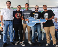 Governador Carlos Massa Ratinho Junior entrega moradias para 160 famílias em Paranavaí - Paranavaí, 20/04/2022
