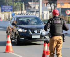 BPRv faz mais de 350 testes etilométricos durante o Feriado prolongado de Tiradentes no estado do Paraná