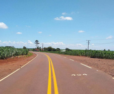 Trecho da PR-317 entre Toledo e Santa Helena recebe reforço na sinalização viária