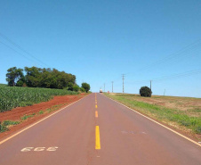 Trecho da PR-317 entre Toledo e Santa Helena recebe reforço na sinalização viária