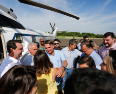 O governador Carlos Massa Ratinho Junior visitou neste sábado (9), ao lado do presidente da República, Jair Bolsonaro, o Santuário de São Miguel Arcanjo, em Bandeirantes, na Região Norte. - Bandeirantes, 09/04/2022