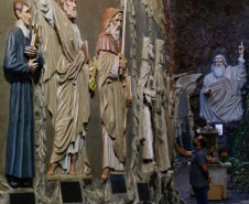  Santuário de São Miguel Arcanjo, em Bandeirantes, - Bandeirantes, 09/04/2022