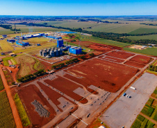 Parceria BRDE e C. Vale possibilita construção de esmagadora de soja que vai gerar 1.500 empregos no Oeste do PR -