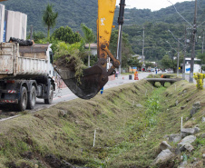 Máquinas começam a operar em obras de macrodrenagem em Matinhos