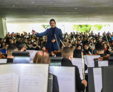 Orquestra Sinfônica se adapta ao mundo virtual e amplia visitas ao Interior do Paraná