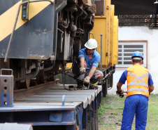  Locomotivas deixam a Portos do Paraná para serem restauradas e preservadas
