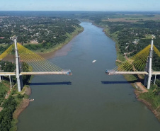 Novo viaduto em Foz do Iguaçu terá alterações no tráfego a partir de terça (21)