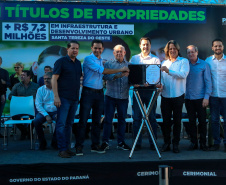  	Governador regulariza casa de 231 famílias e libera R$ 7,2 milhões em recursos em Santa Tereza do Oeste