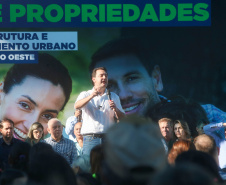  	Governador regulariza casa de 231 famílias e libera R$ 7,2 milhões em recursos em Santa Tereza do Oeste