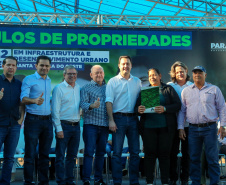  	Governador regulariza casa de 231 famílias e libera R$ 7,2 milhões em recursos em Santa Tereza do Oeste
