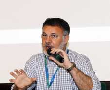 A Polícia Civil (PCPR) e a Polícia Científica do Paraná identificaram fragmentos genéticos de Leandro Bossi, que desapareceu em Guaratuba, no Litoral, em 1992, com 7 anos de idade.