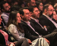 O programa Criança no Teatro foi lançado nesta quarta-feira (22) pelo governador Carlos Massa Ratinho Junior para uma plateia de cerca de 1,2 mil estudantes de escolas públicas de Curitiba e Região Metropolitana.