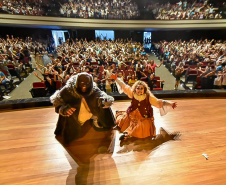 projeto Crianças no Teatro