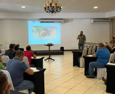 Adapar promove treinamentos para integrar e atualizar servidores