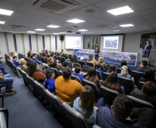"Após a pandemia, projeto Porto Escola volta a premiar 15 crianças parangonaras"