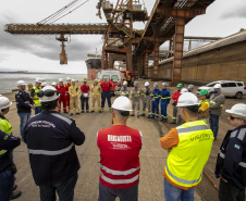Exercício simulado mobiliza Portos do Paraná contra incêndios em shiploader