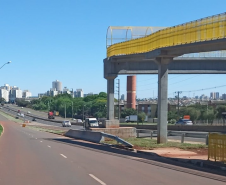 Nova passarela na PR-445 em Londrina será liberada para pedestres a partir de 30 de outubro 