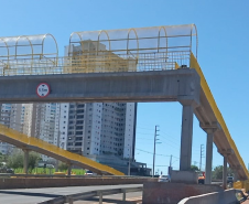 Nova passarela na PR-445 em Londrina será liberada para pedestres a partir de 30 de outubro 