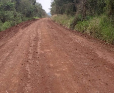 Recuperação da PR-462 beneficia distrito que abriga polo turístico do Centro-Oeste