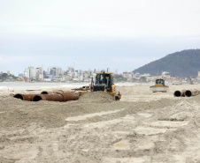 Moradores e comerciantes de Matinhos esperam verão com aumento de turistas e salto econômico após as obras na Orla